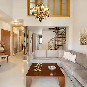 https://melon-suites.hotels-of-thessaloniki.com