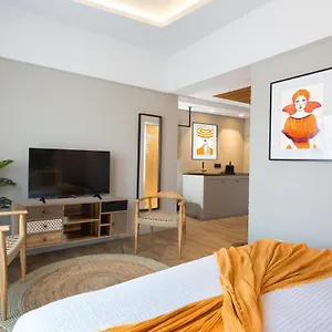https://artree-suites.rethymnohotels.net
